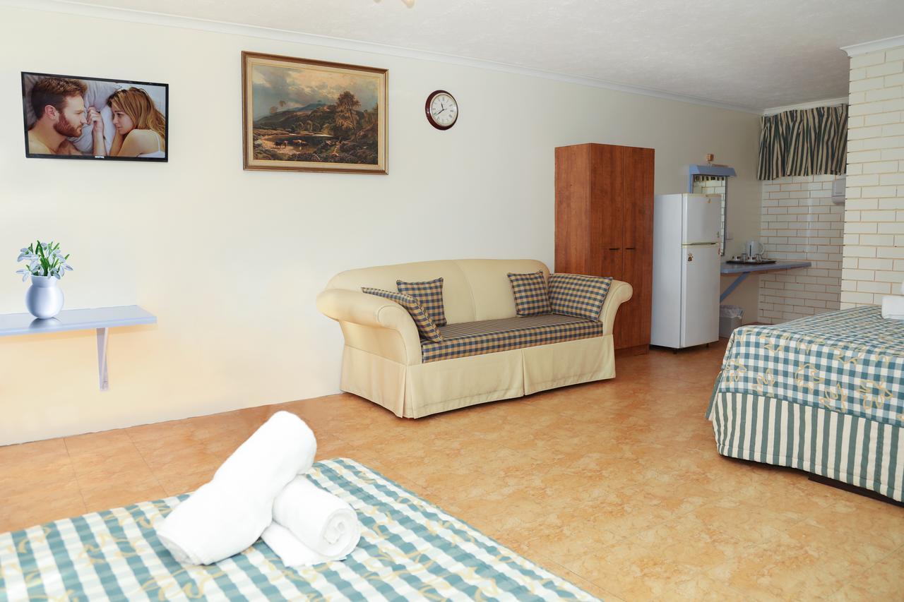 The Queenslander Motel Gold Coast Buitenkant foto