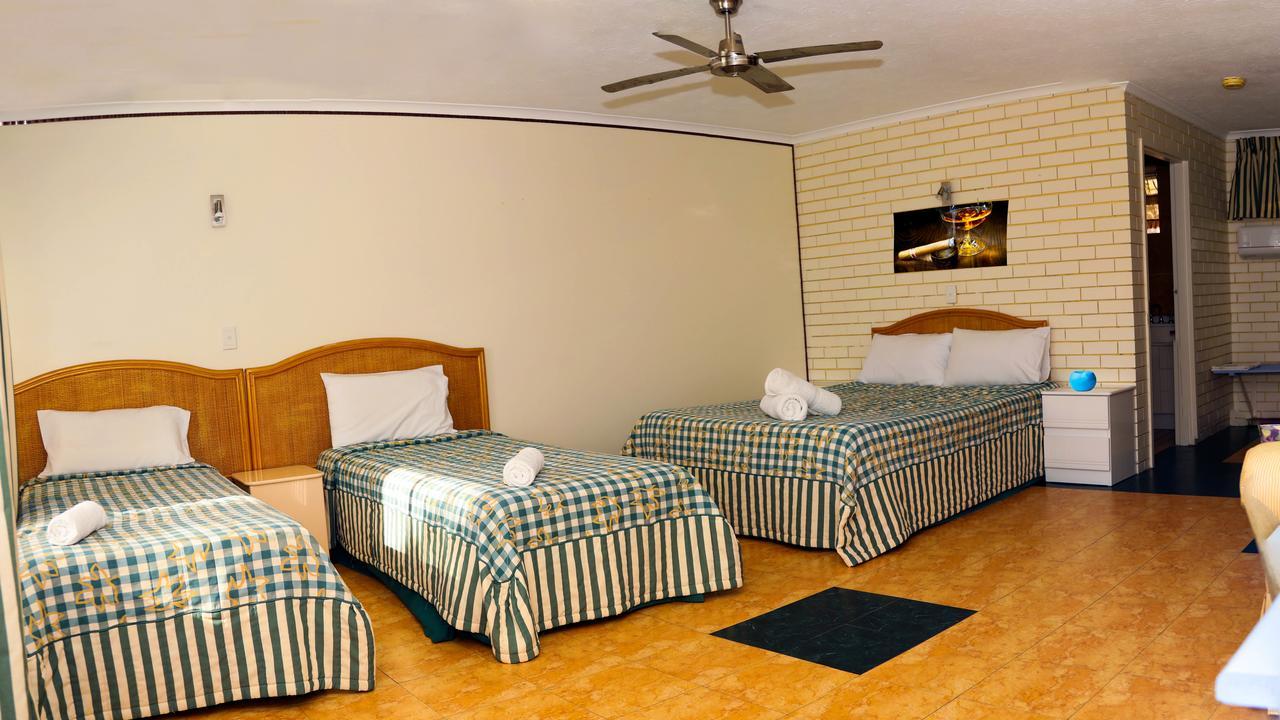 The Queenslander Motel Gold Coast Buitenkant foto