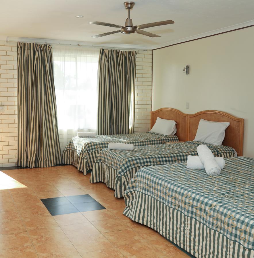 The Queenslander Motel Gold Coast Buitenkant foto