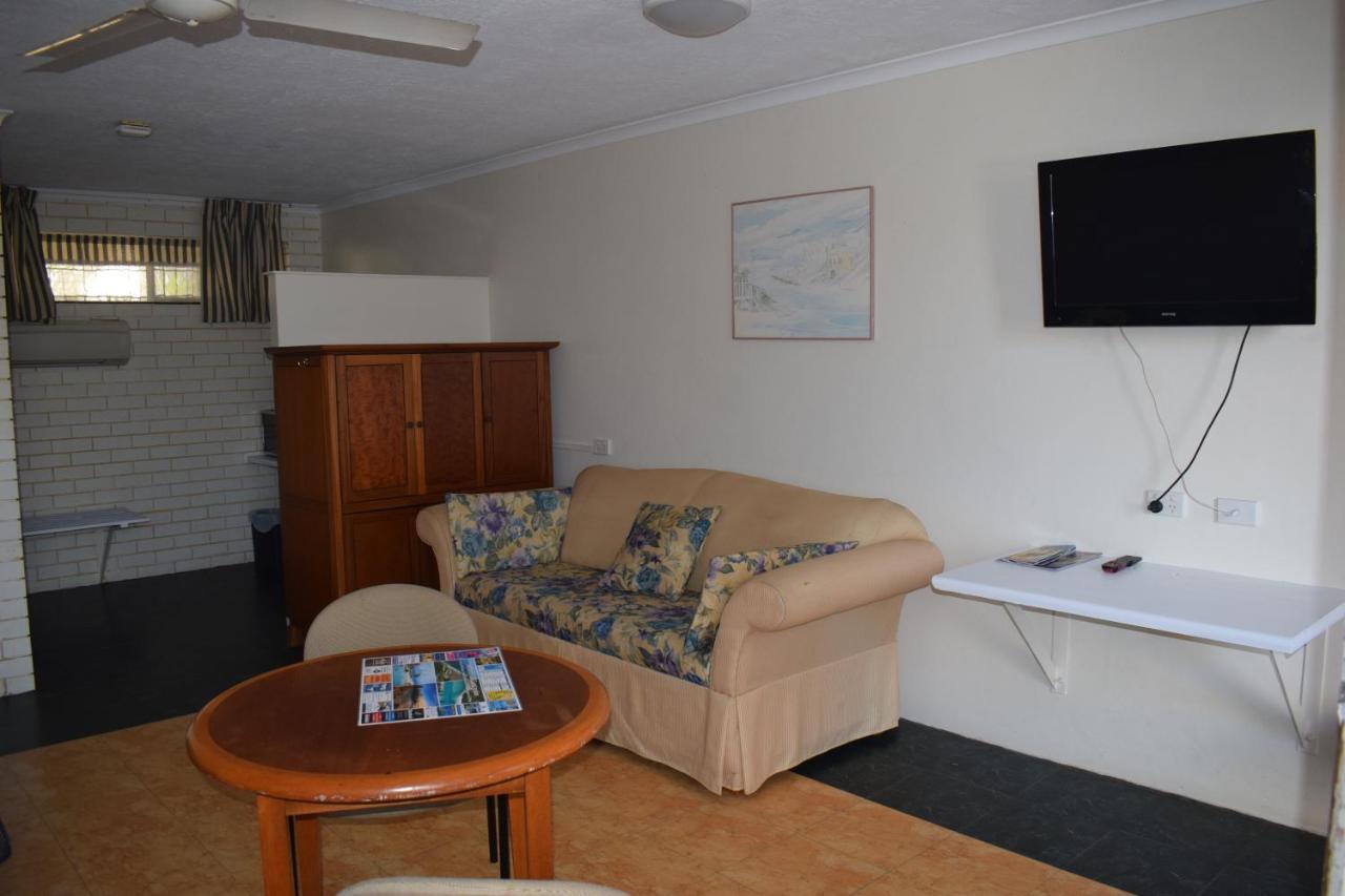 The Queenslander Motel Gold Coast Buitenkant foto