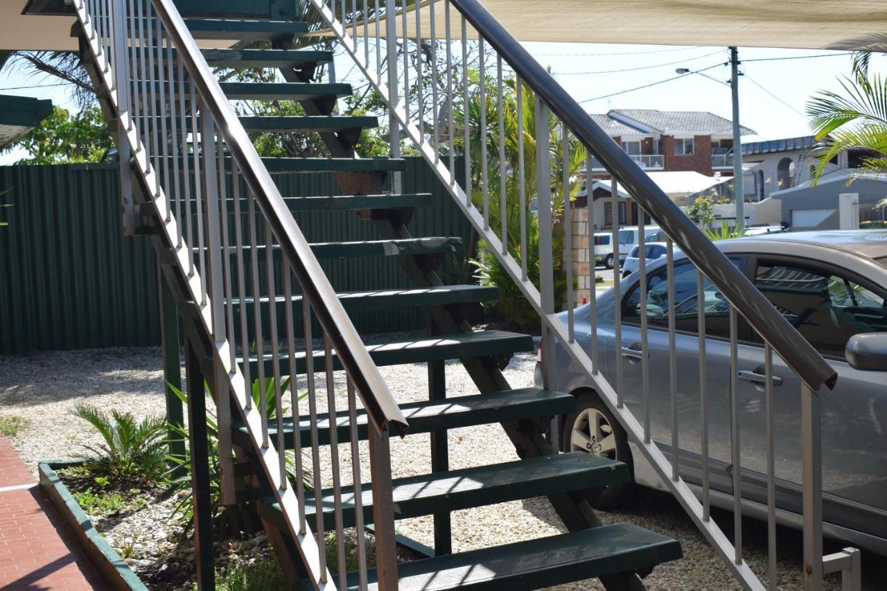 The Queenslander Motel Gold Coast Buitenkant foto