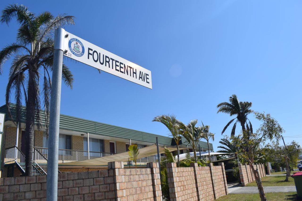 The Queenslander Motel Gold Coast Buitenkant foto