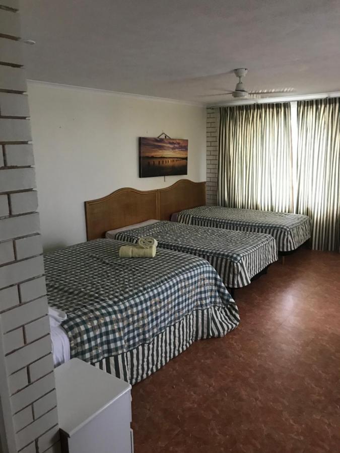 The Queenslander Motel Gold Coast Buitenkant foto