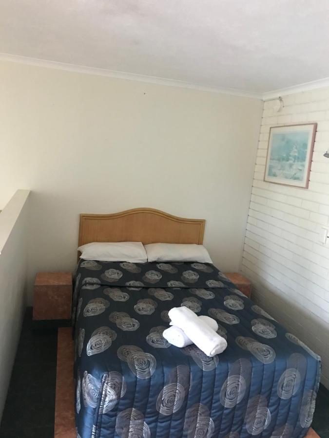 The Queenslander Motel Gold Coast Buitenkant foto